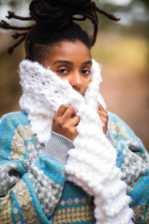 Chunky Knit Scarf White